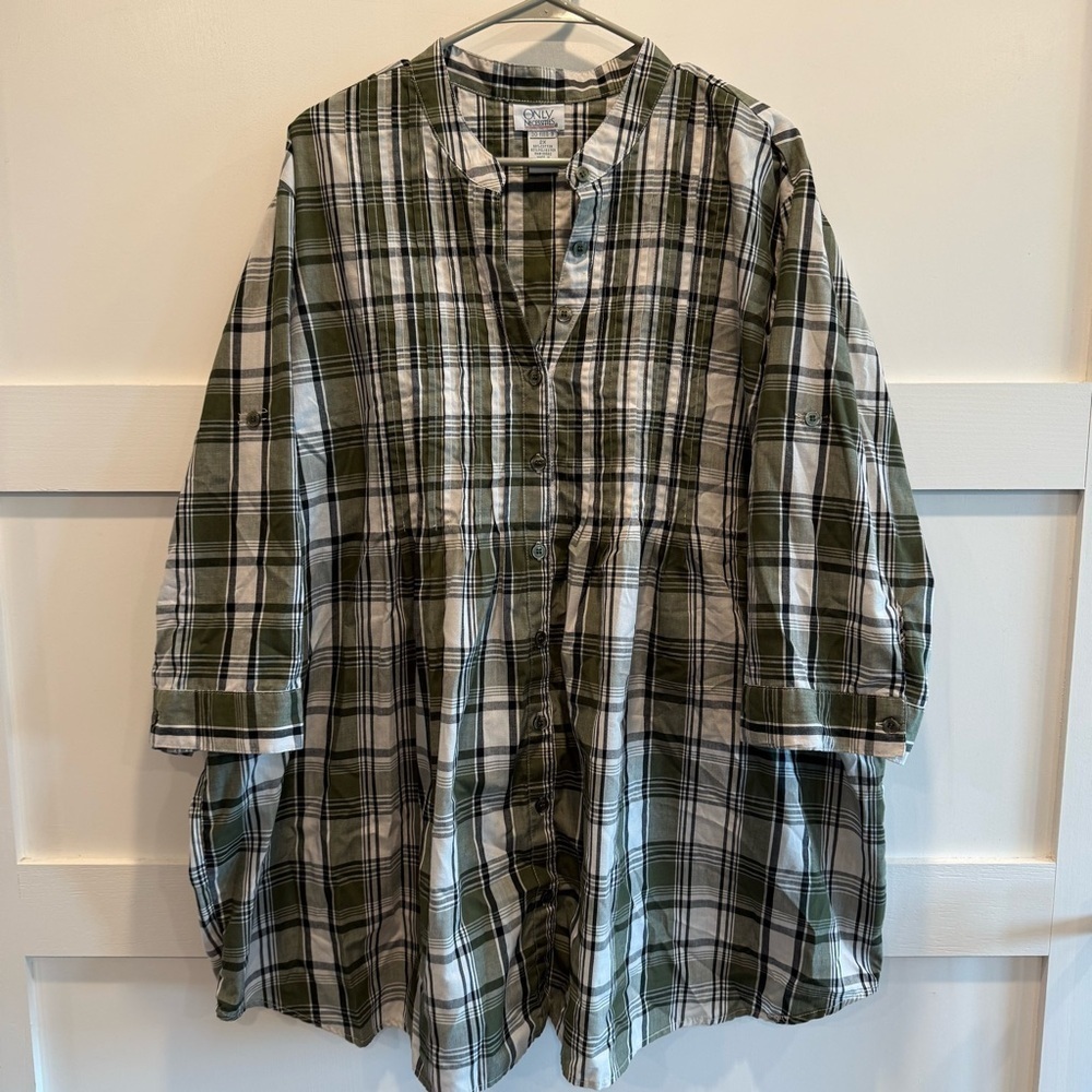 Only Necessities Olive and White Plaid 2X Button Down Shirt